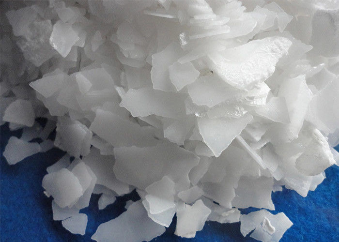 NaOH 99% Soda Caustic Flake 1310-73-2 Highly Corrosive And Alkaline