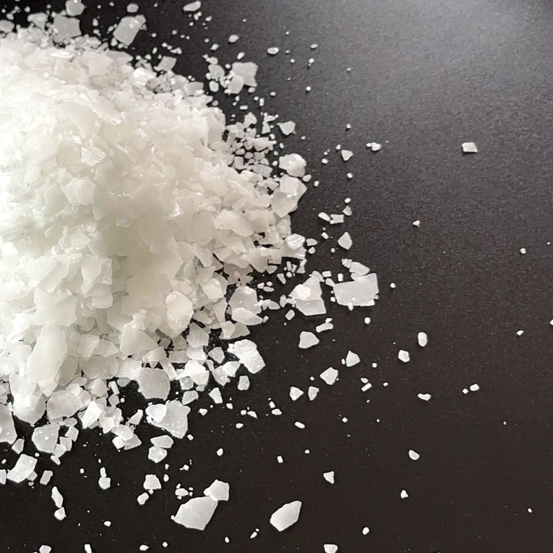 Printing Bleaching Oil Removal Naoh Caustic Soda 25kg Bag 1310 73 2 Cas Number